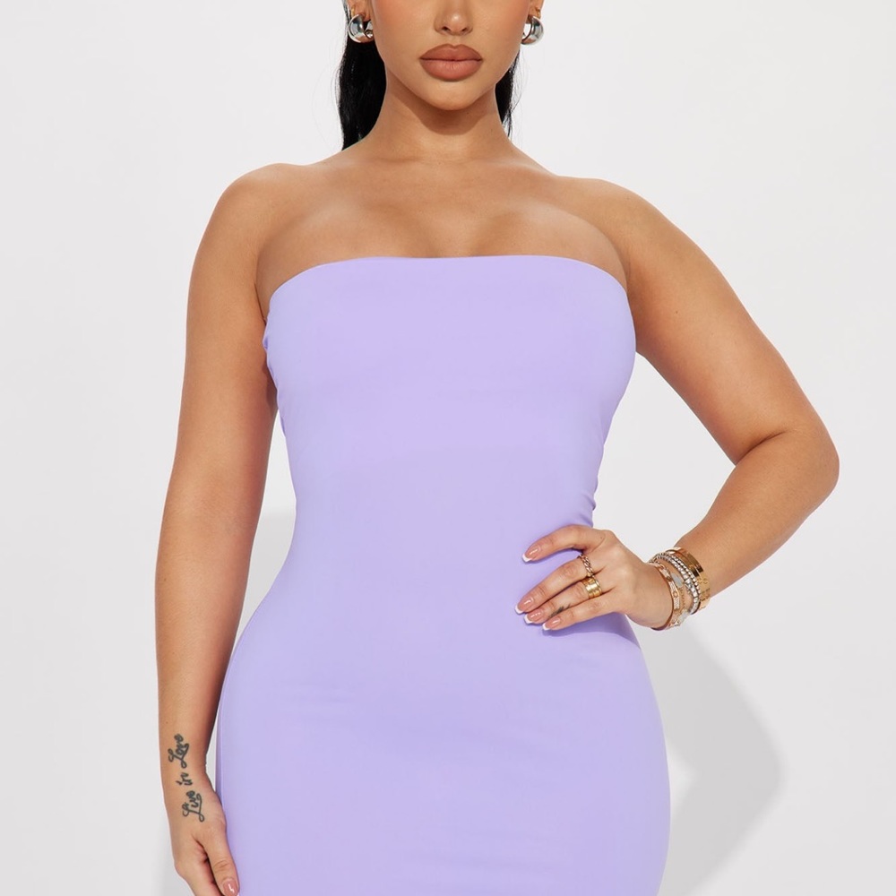 Fitted Lilac Formal Dress - Picture 2 of 3
